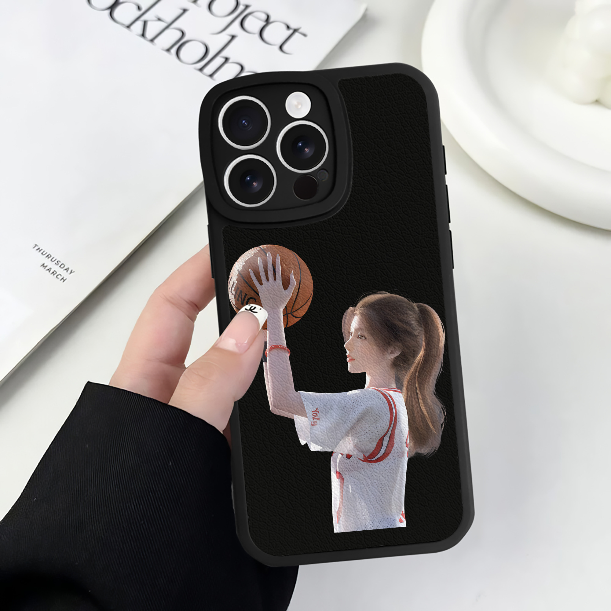 （画像用） SLAM DUNK／スラムダンク 【iPhone 16シリーズ対応】シリコンスマホケース（レザー調） 材質：シリコン